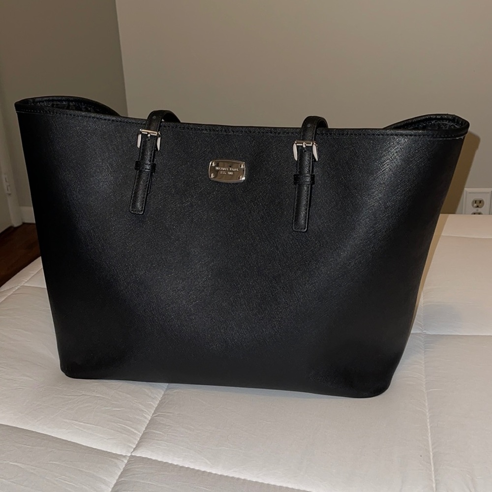 Michael Kors Tote